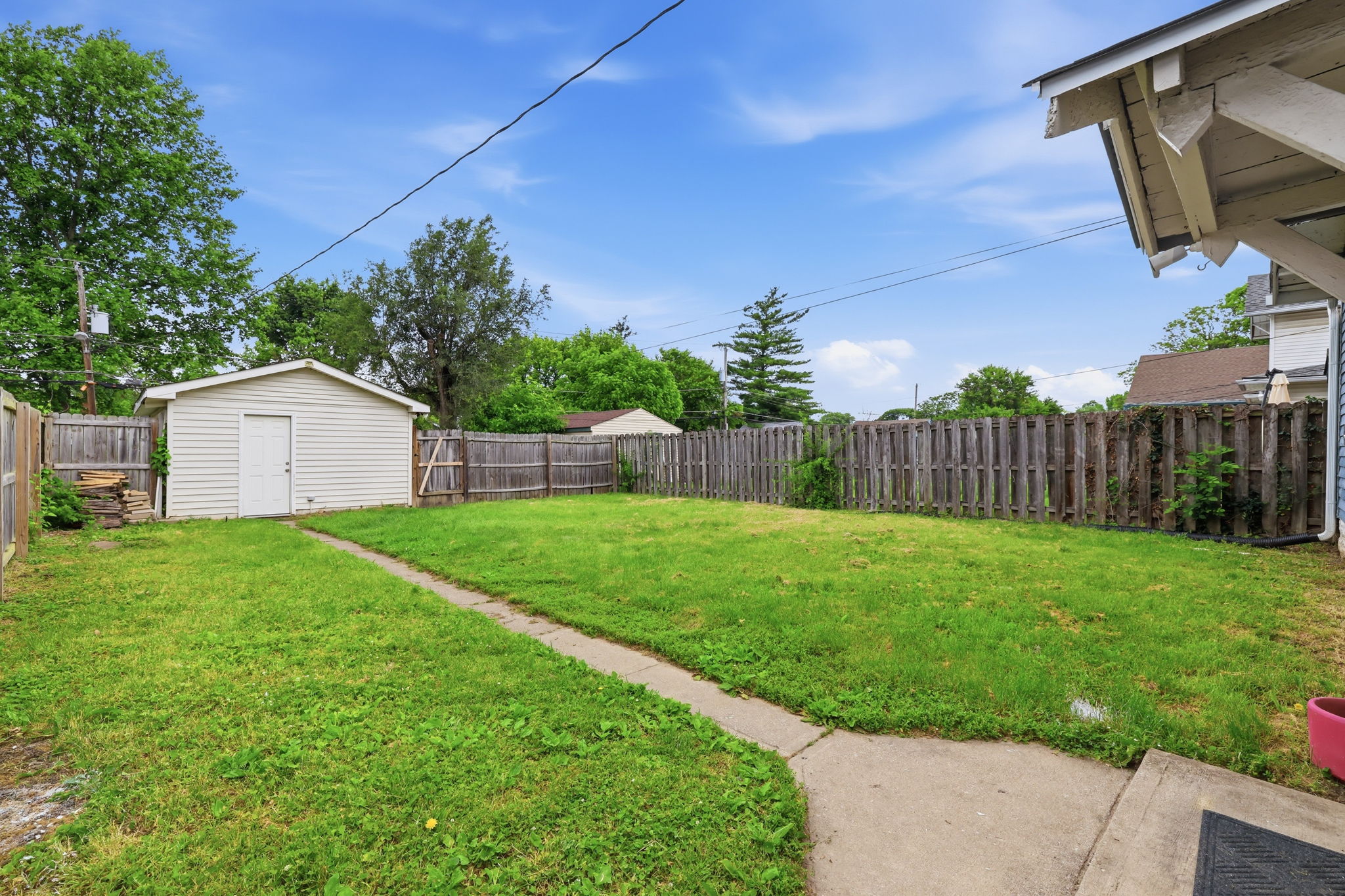 838 N Emerson Ave_022