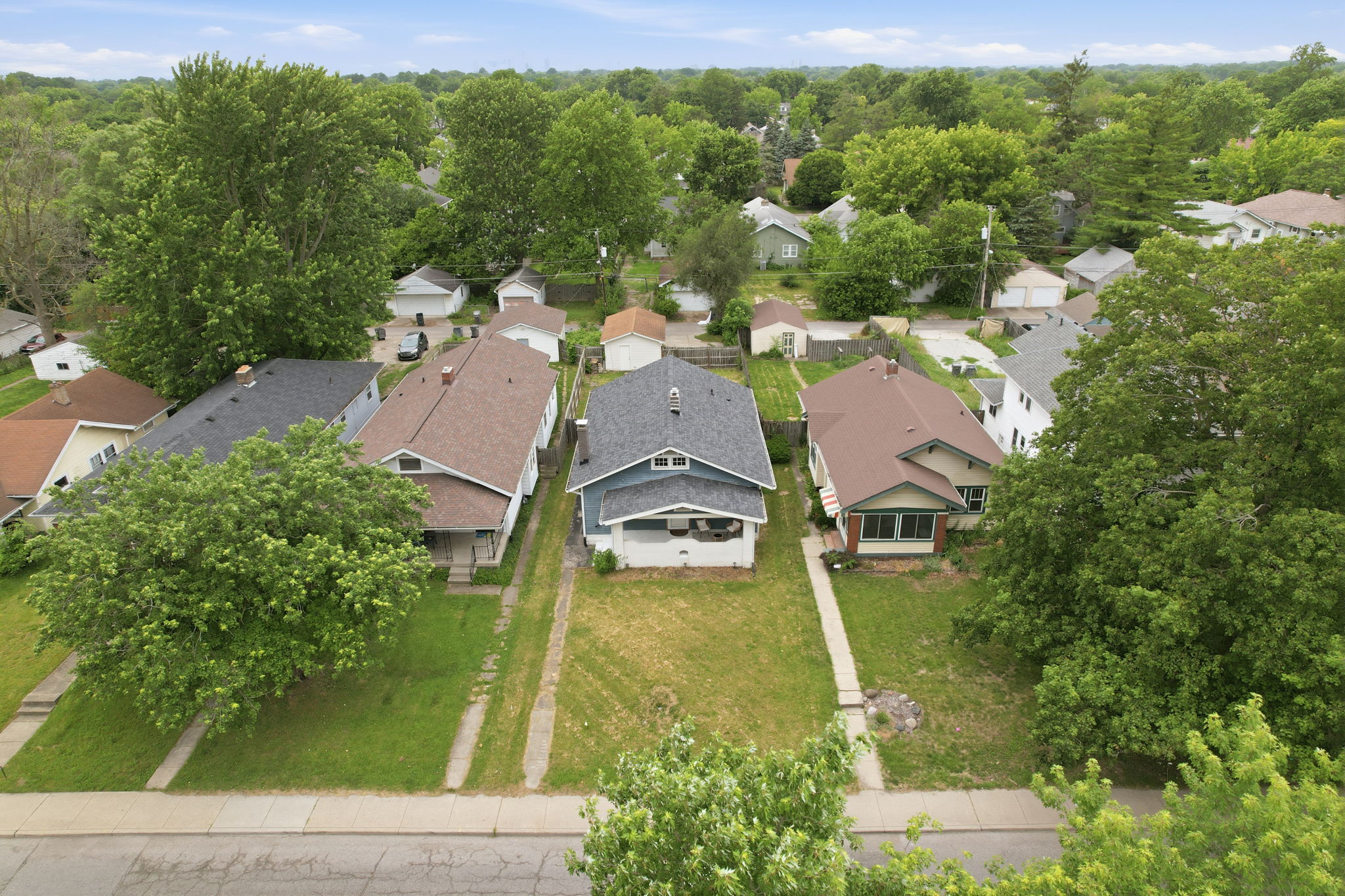 838 N Emerson Ave_030
