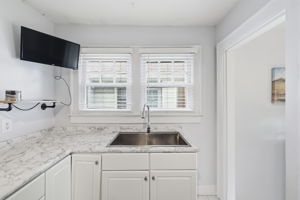 838 N Emerson Ave_012