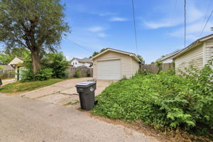 838 N Emerson Ave_028