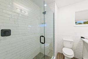 Primary Bathroom 2-1.jpg