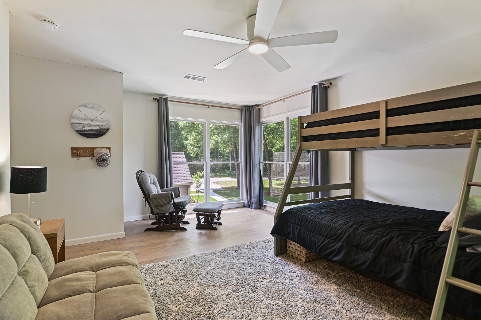 Upstairs Bedroom 2