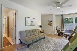 Upstairs Bedroom 2