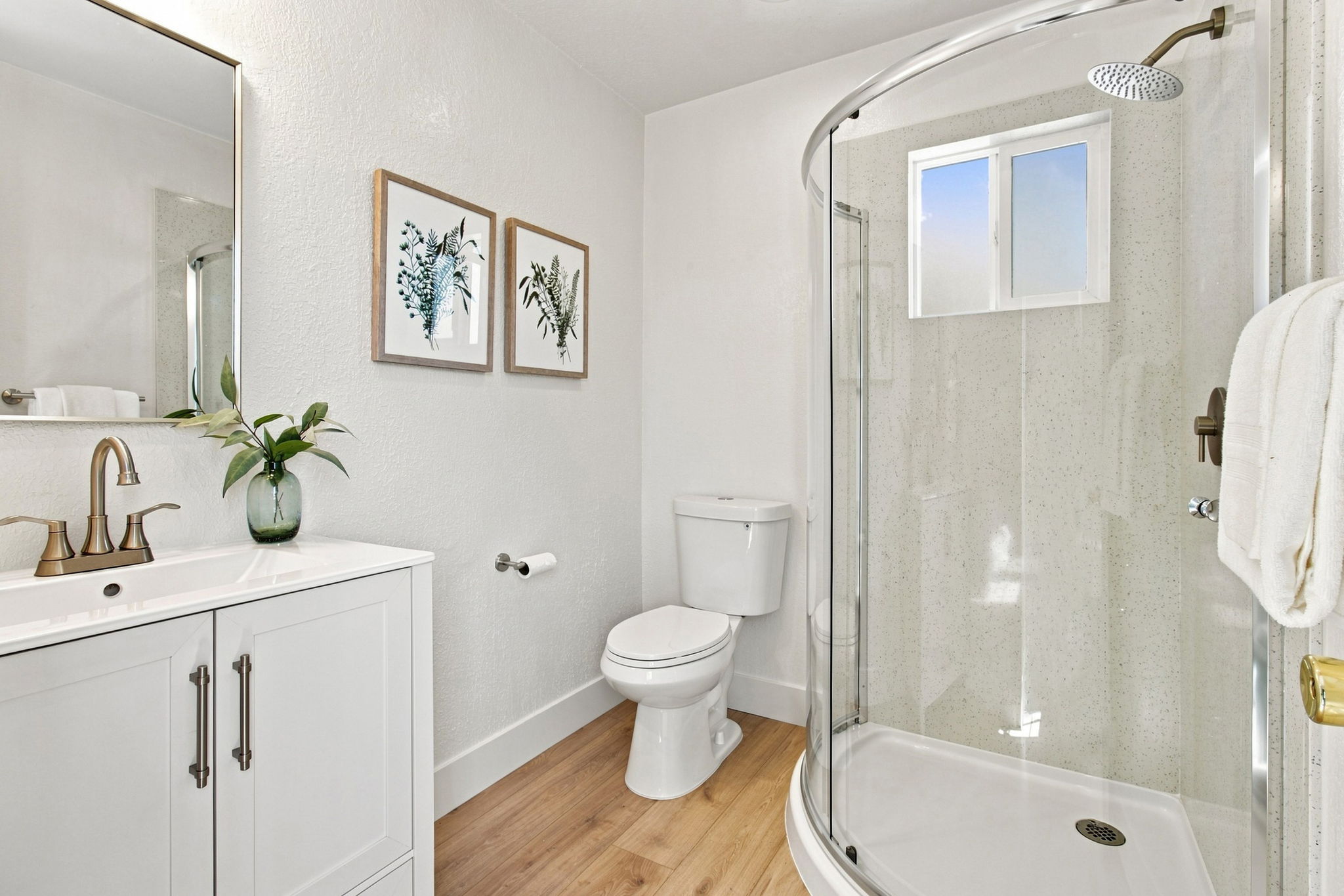 032_F8_8380 Lucania St