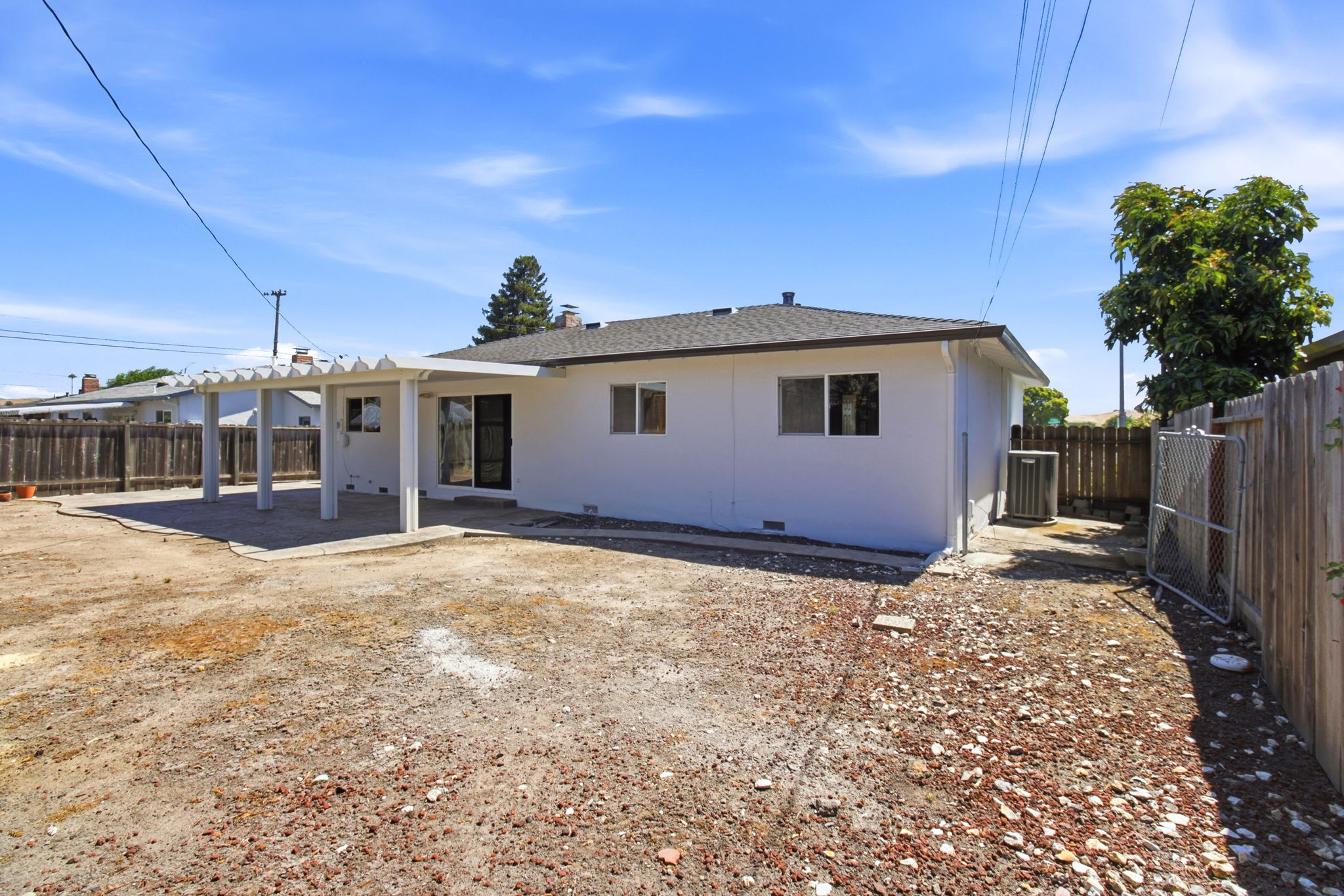 036_F8_8380 Lucania St