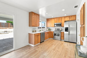 013_F8_8380 Lucania St