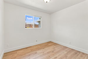 022_F8_8380 Lucania St