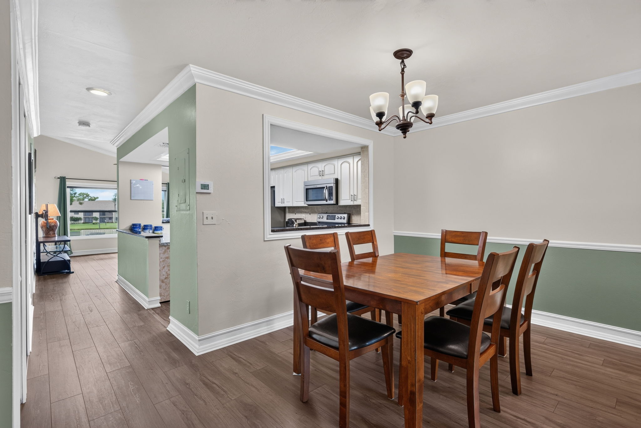 Dining Room 1 of 2