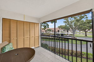 Lanai 1 of 2