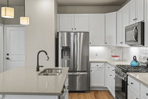  Photo 15