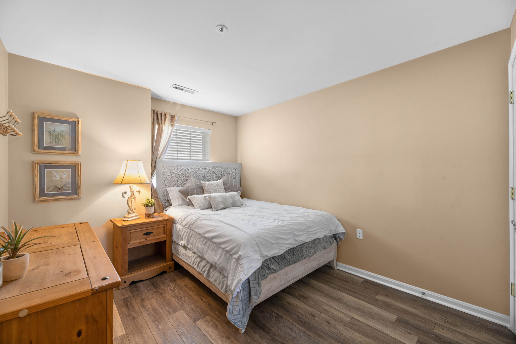 main bedroom-9