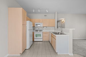 Gas Stove, stainless steel sink