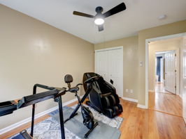  Photo 42