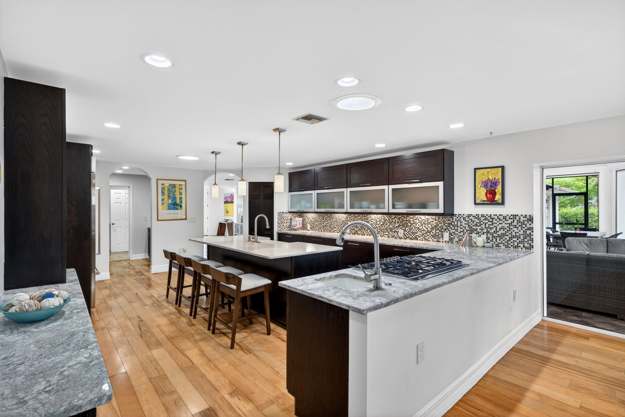 Kitchen 1 of 9