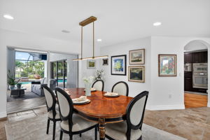 Dining Room 2 of 7