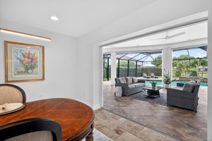 Dining Room 3 of 7