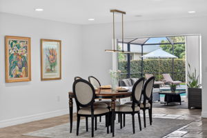 Dining Room 5 of 7