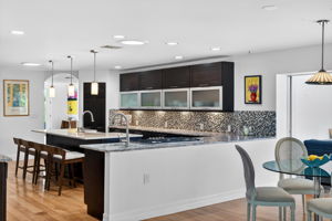 Kitchen 9 of 9