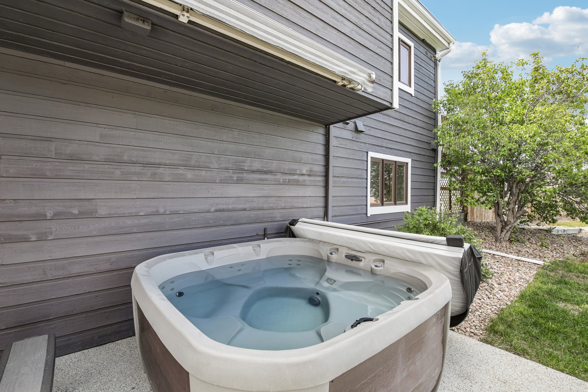Crestview Dr-S2905-045.jpg