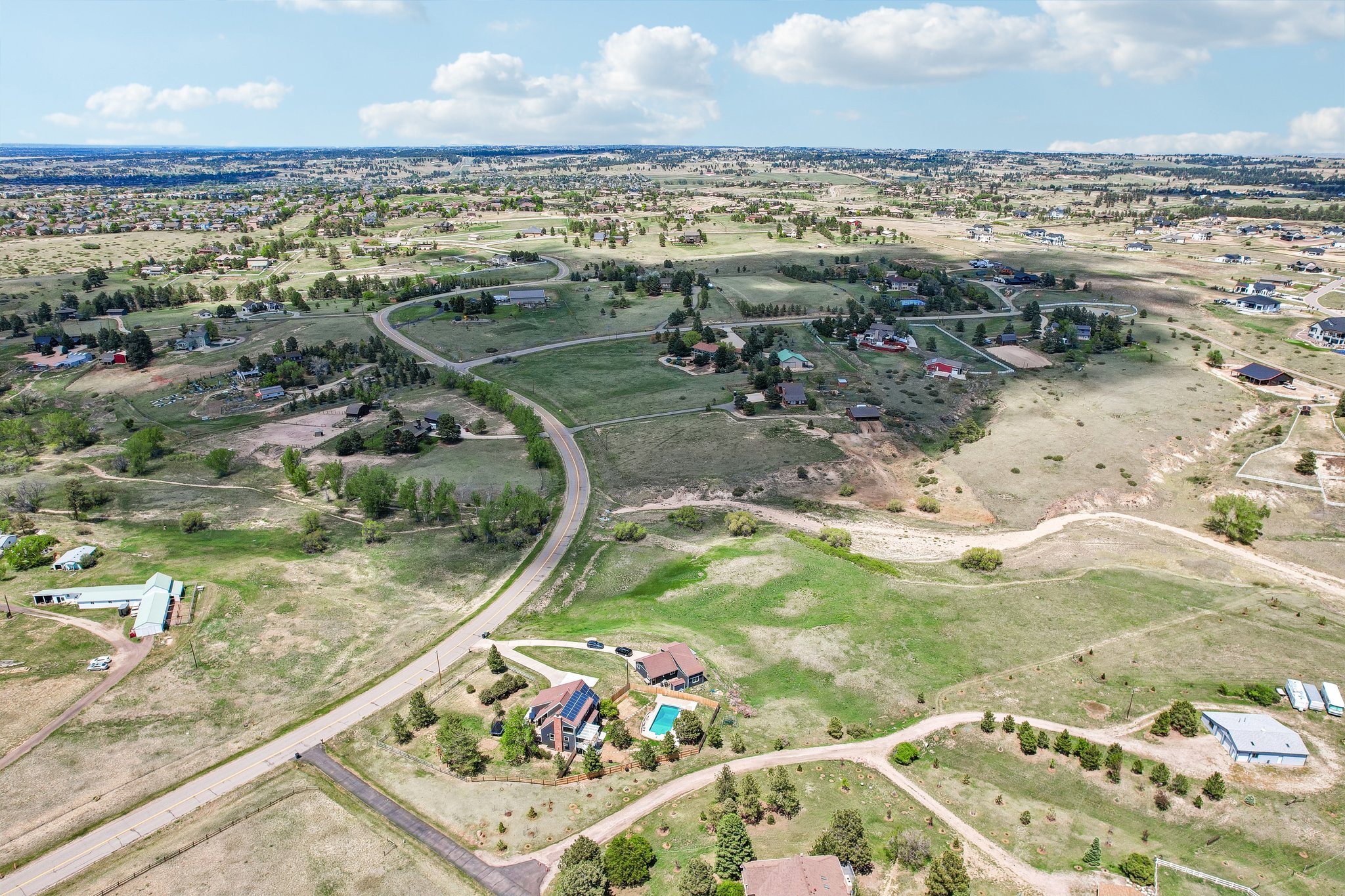 Crestview Dr-S2905-054.jpg