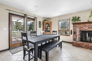 Crestview Dr-S2905-005.jpg
