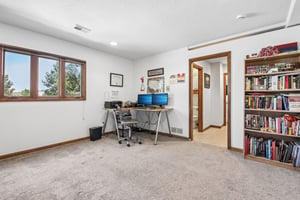 Crestview Dr-S2905-019.jpg