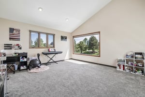 Crestview Dr-S2905-026.jpg