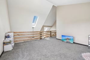 Crestview Dr-S2905-027.jpg