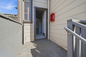  Photo 34