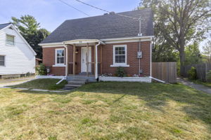  Photo 48