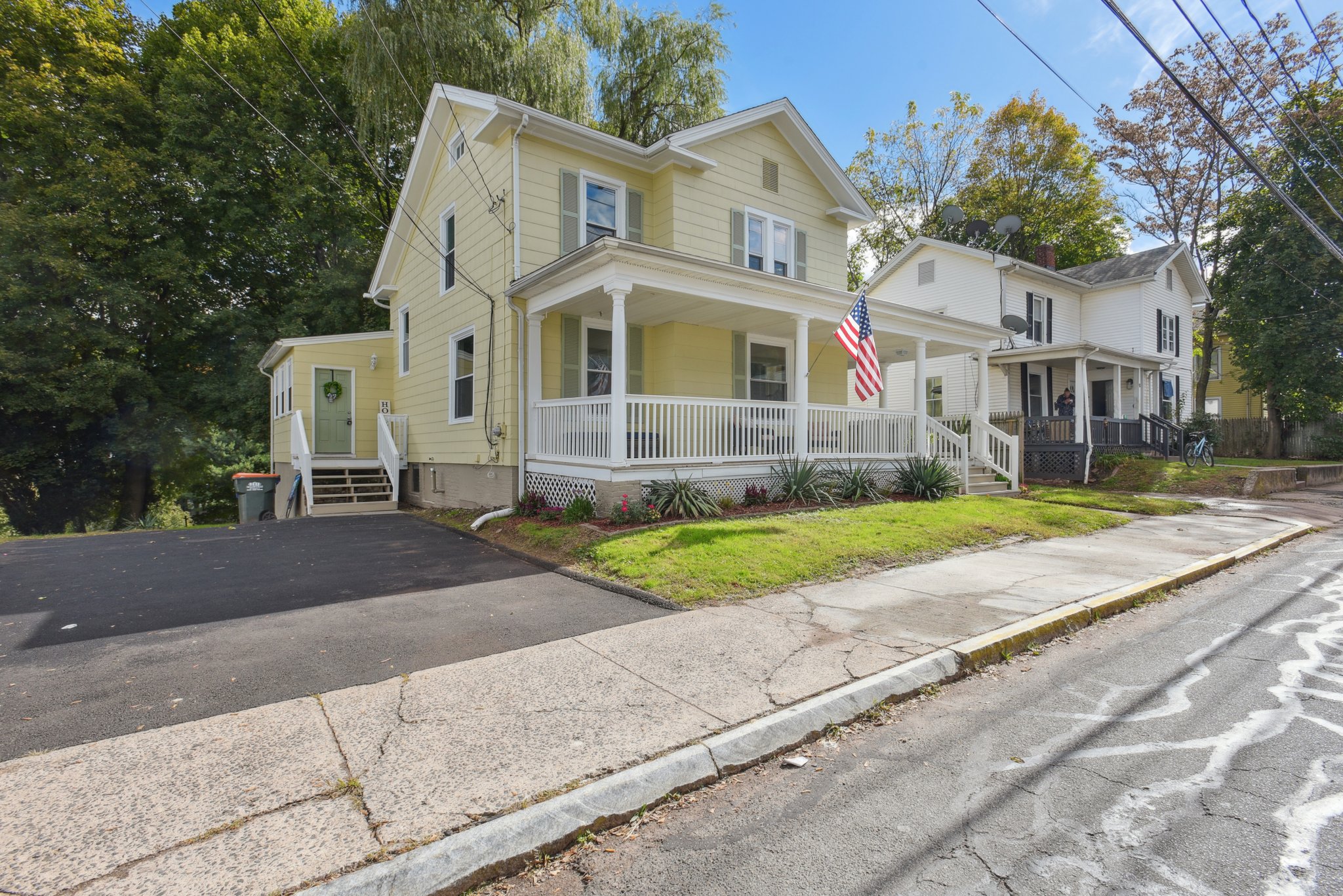 84 Crown St Meriden CT 06450 Snaply