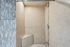  Photo 49
