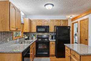 Hawk Nest Rd-1306-022.jpg