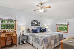 Hawk Nest Rd-1306-032.jpg