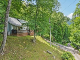 Hawk Nest Rd-1306-055.jpg