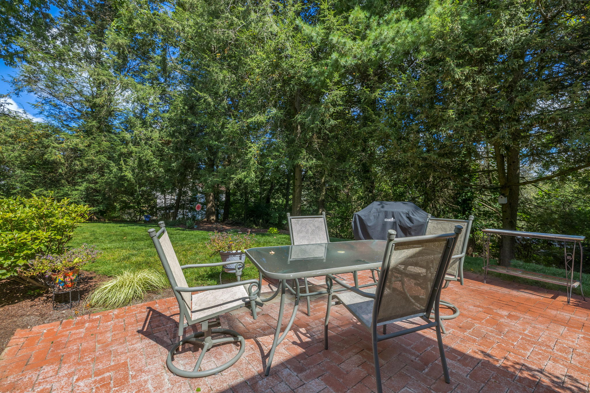 84 High Farms Rd, West Hartford, CT 06107, USA Photo 22