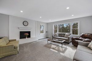84 High Farms Rd, West Hartford, CT 06107, USA Photo 23