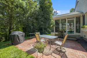 84 High Farms Rd, West Hartford, CT 06107, USA Photo 20