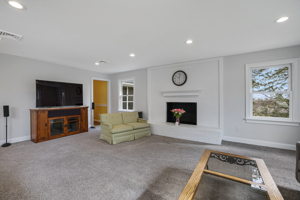 84 High Farms Rd, West Hartford, CT 06107, USA Photo 25
