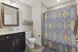  Photo 45
