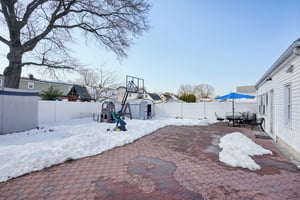 Richmond St-S0203-052.jpg