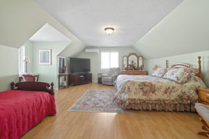  Photo 49