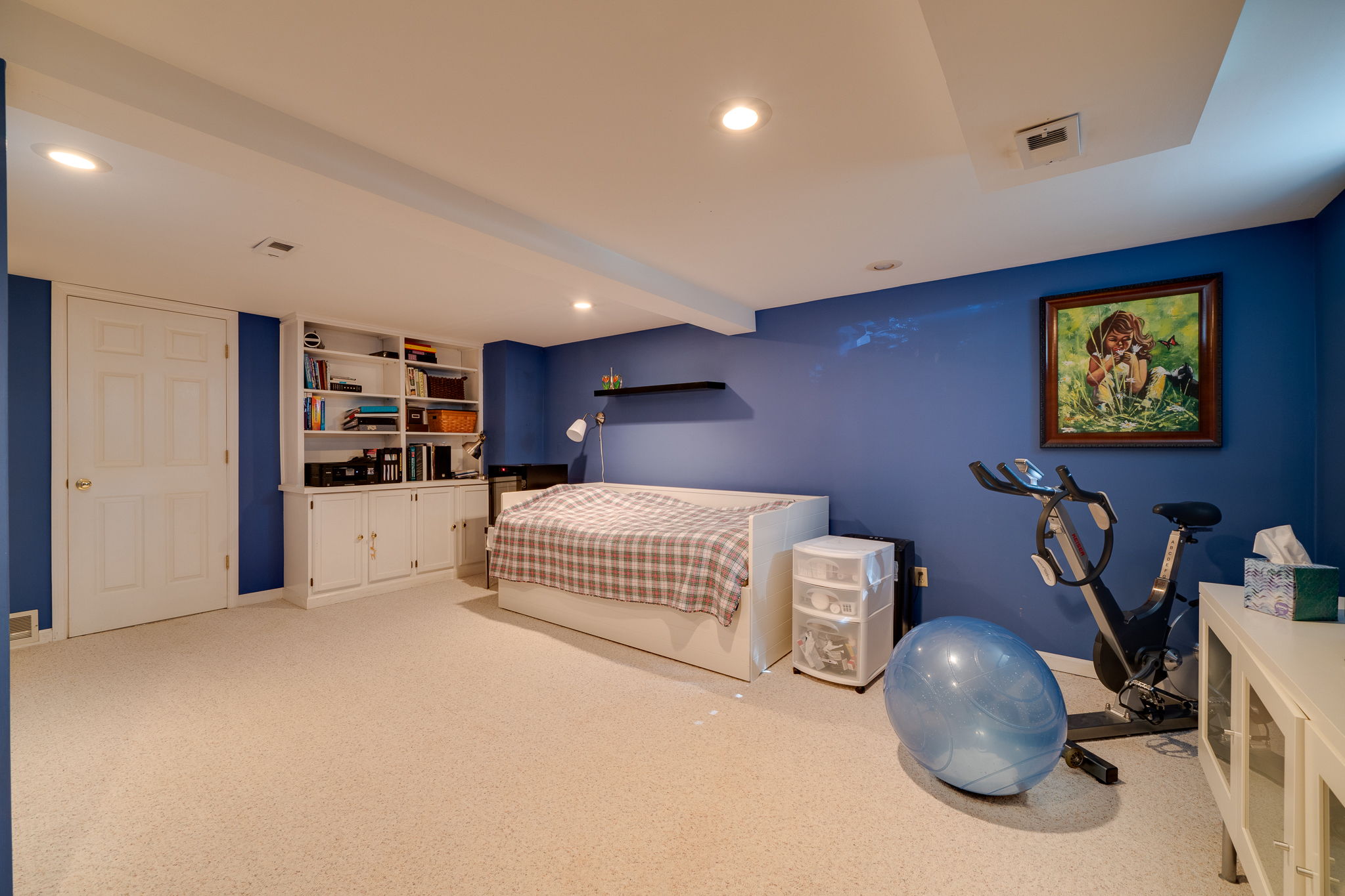 B4 St Marc Cir, South Windsor, CT 06074 | Ed McCullough Photography