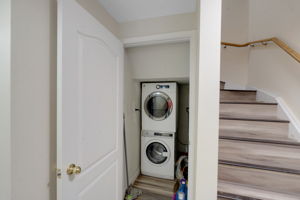  Photo 37