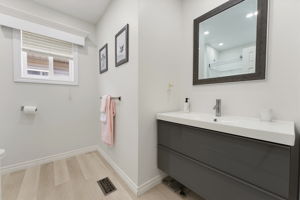  Photo 34