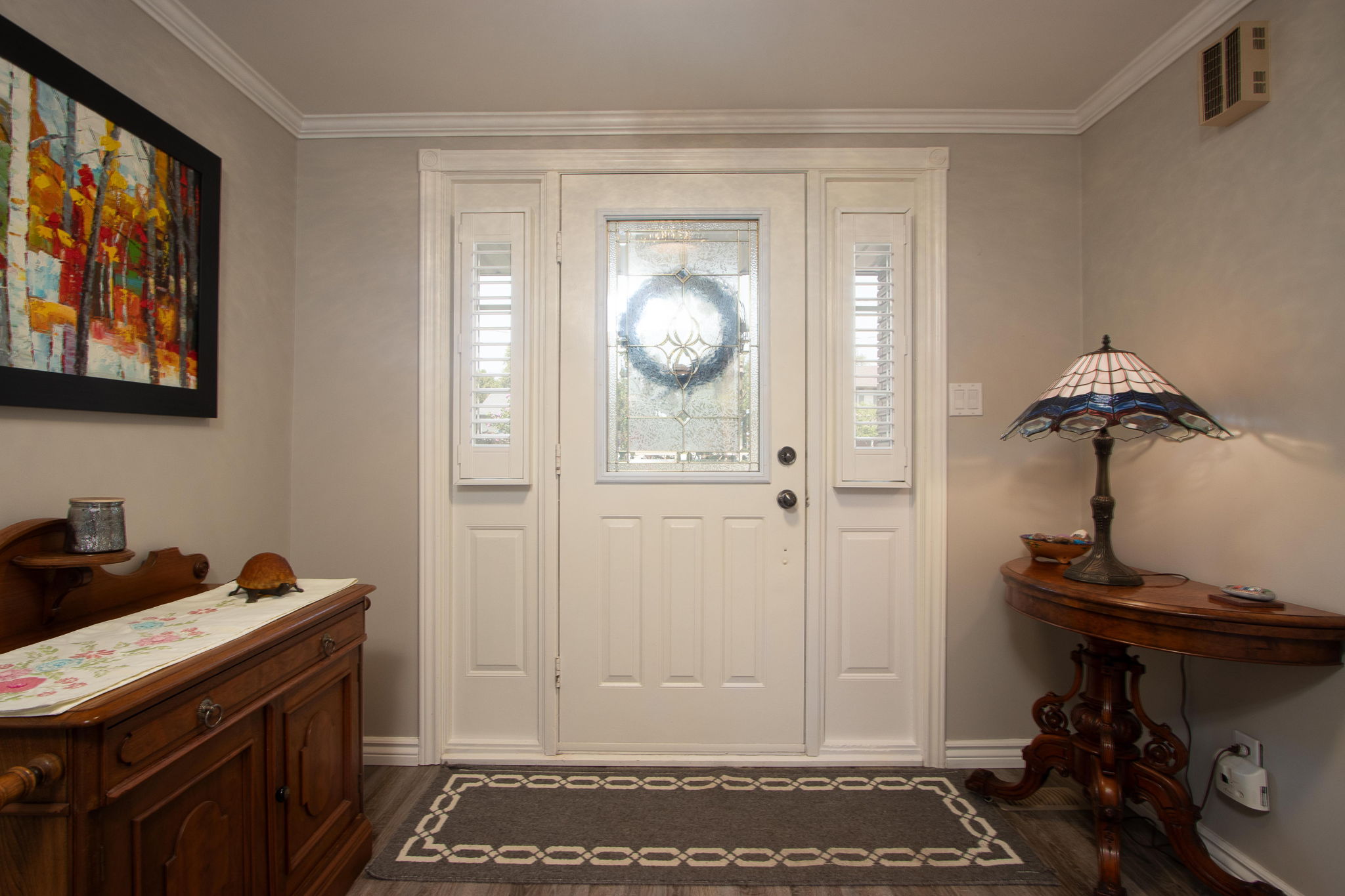 8 Foyer