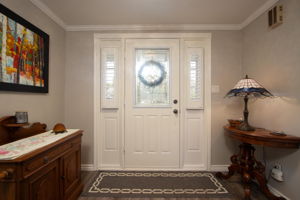 8 Foyer