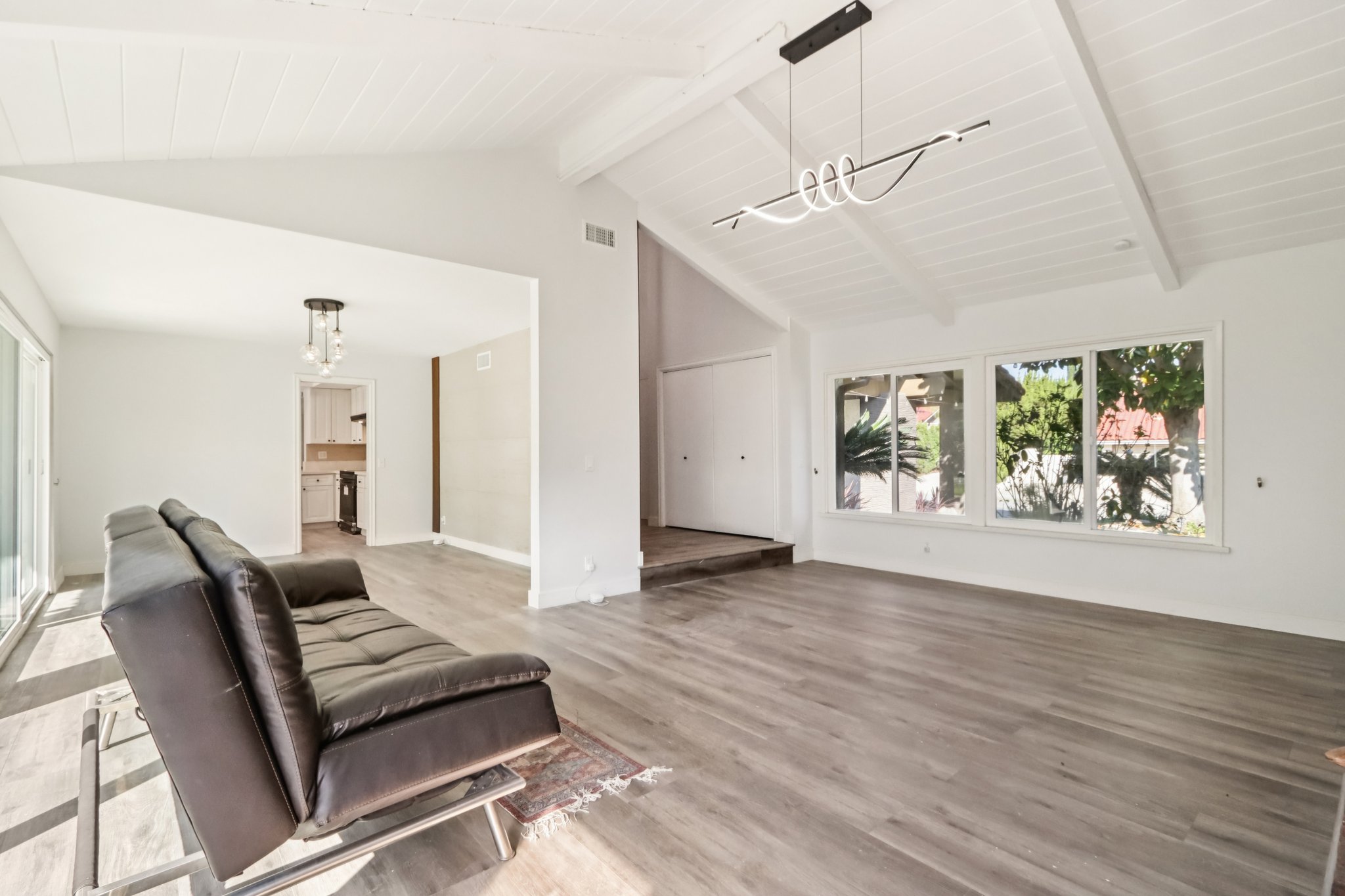 Kirkwood Ln-S0212-010.jpg