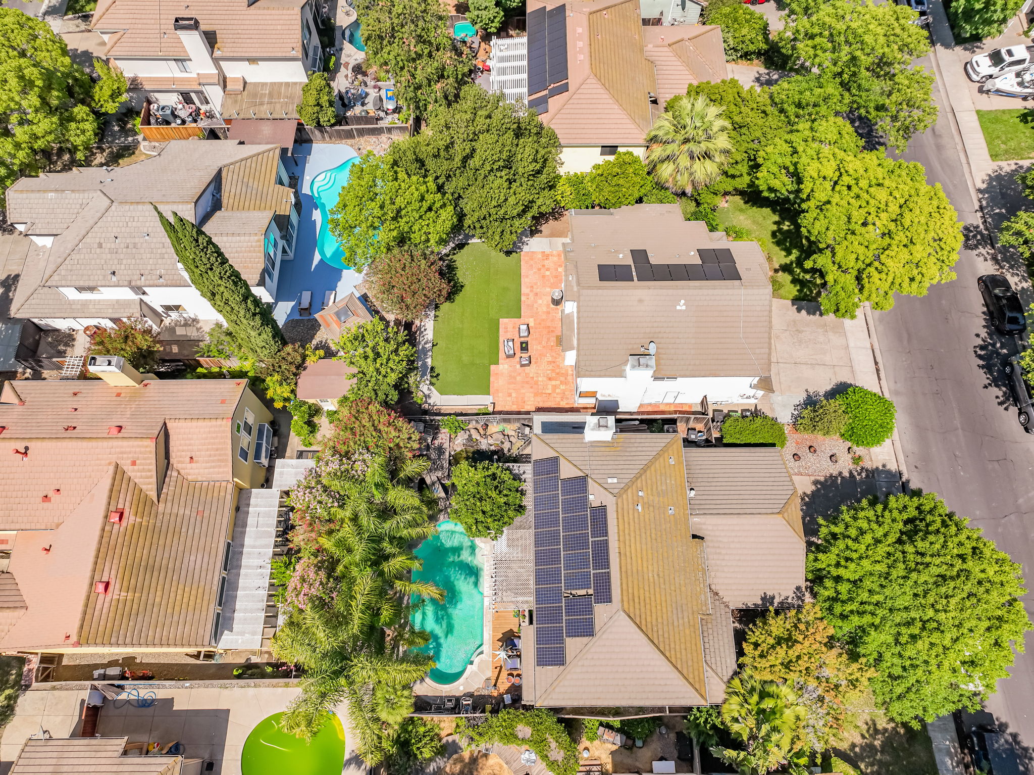 017_AERIAL_840 Menay Dr