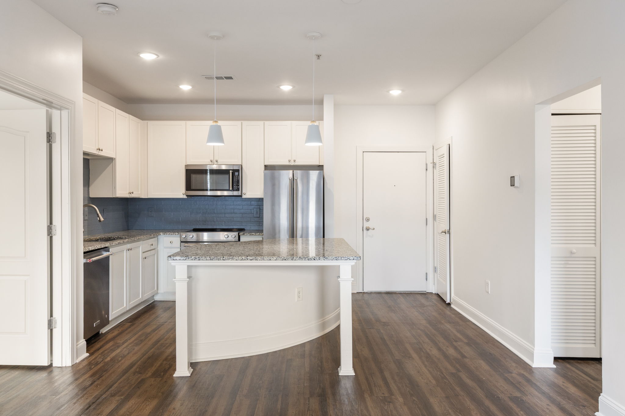 20260305_840united_roots005